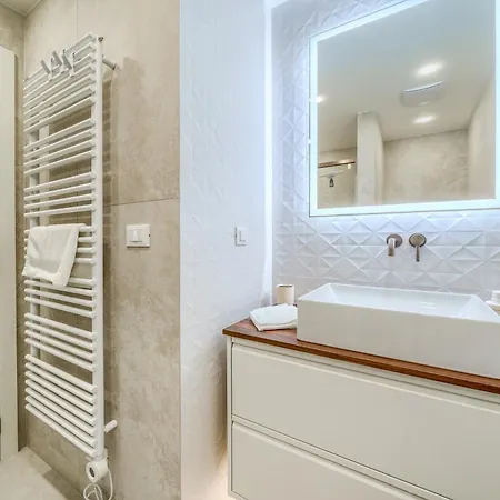 Mare Blue - Sea View Luxury Apartment Split
